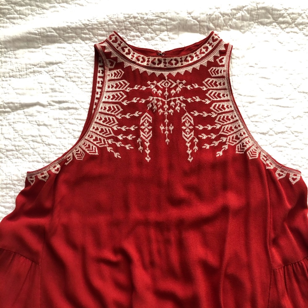 THML Ruby Tank Embroidered Keyhole M Red - Picture 9 of 15